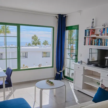 Floor Ocean Views Lanzamar - Renovated Gem With A Sunny, Private Terrace & Elevator & Pool - * Puerto del Carmen (Lanzarote)